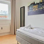 Fantastic 2-Bed In Frederiksberg C